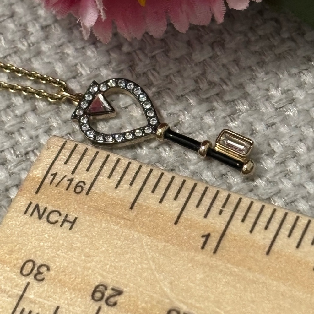 💎 🦢Swarovski Tarot Magic Necklace - Picture 6 of 7
